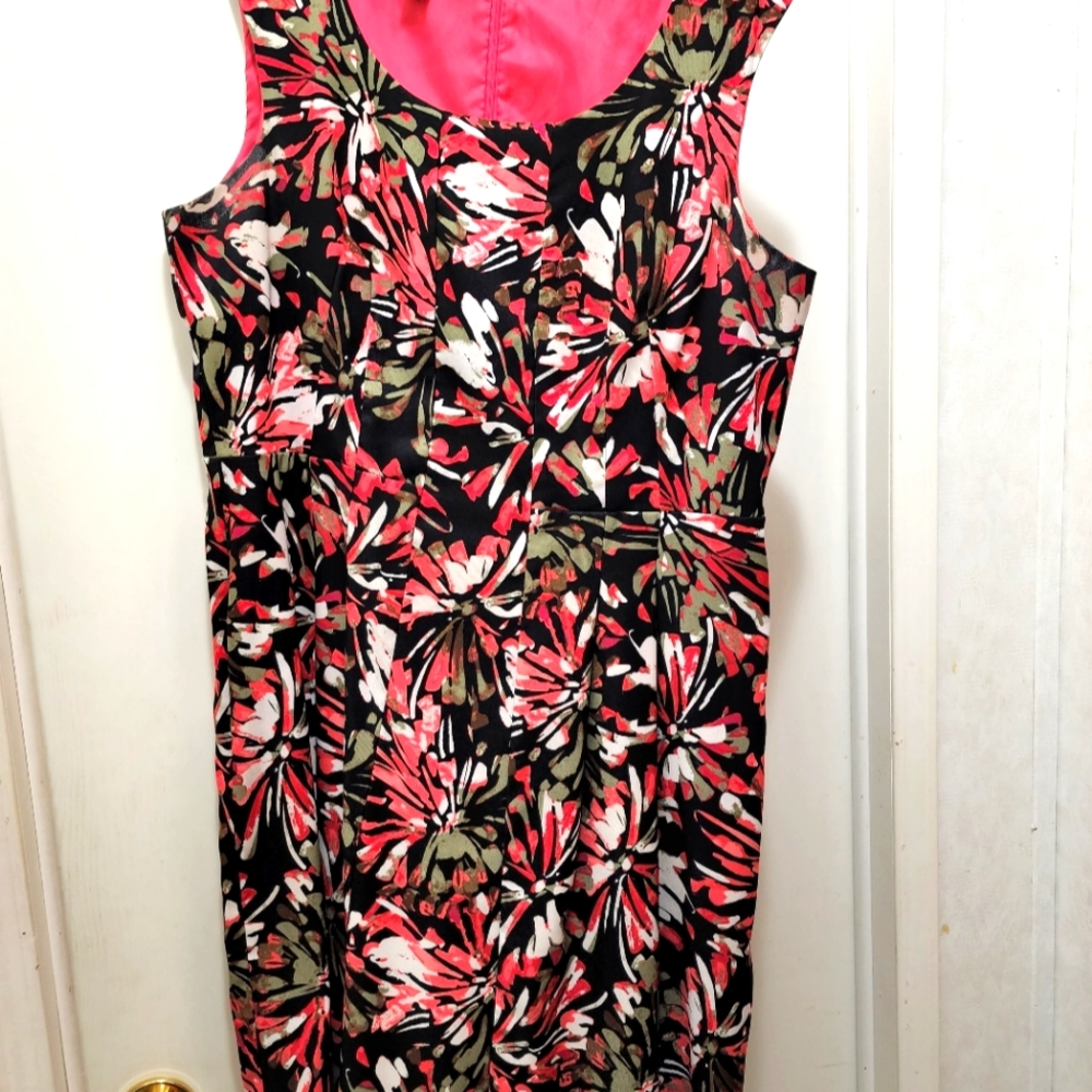 AGBdress dress, size 16, fuschia/black /white/khaki